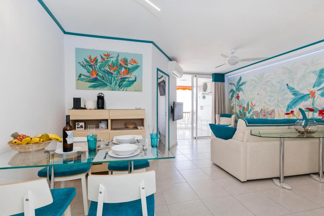 Apartamento First Line Sea, Luxury Penthouse, Sea And Sunset View Vivenda Vacational Guayero 618 Los Cristianos  Exterior foto